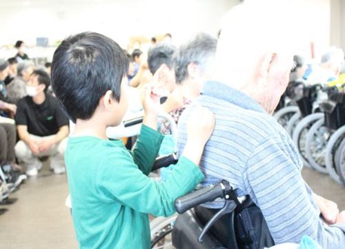 保育園の子ども達と。