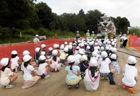 平成29年度 家棟川広域河川改修工事見学 のようす